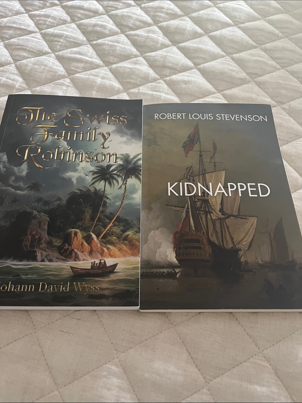 Classic Adventure Book Set - The Swiss Family Robinson and Kidnapped